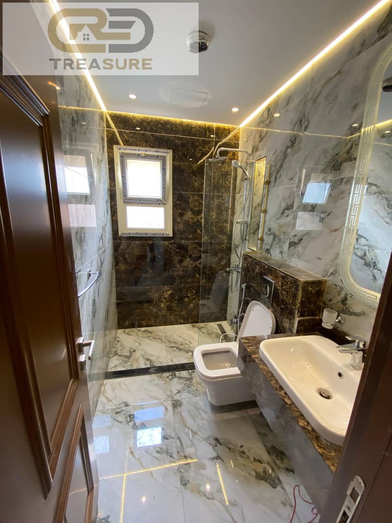 Penthouse with acs for rent in Stone Residence - new cairo - Widok 5
