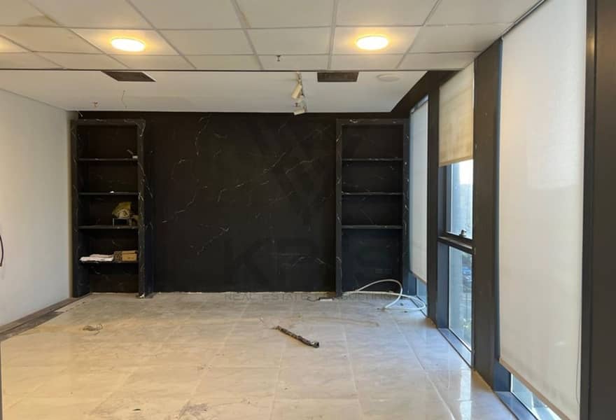 Office 135M for Rent in EDNC Fifth Settlement Fully Finished+ACs on South 90 Direct - Widok 5