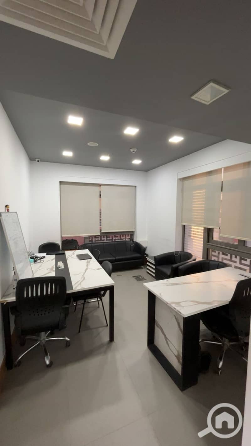 Ready-to-move office for rent in The Courtyard – 125 sqm fully furnished with air conditioning – Prime location in Sheikh Zayed – EGP 75,000 - Widok 6