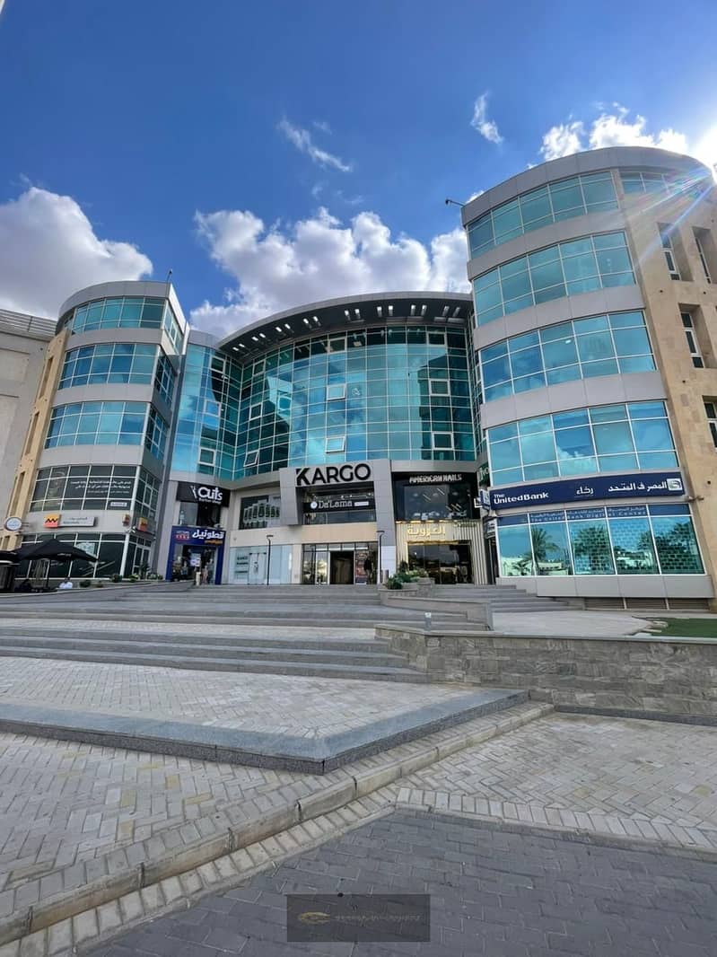 Office for rent in Sheikh Zayed City Kargo Mall 135 sqm Super lux finishing - Widok 2
