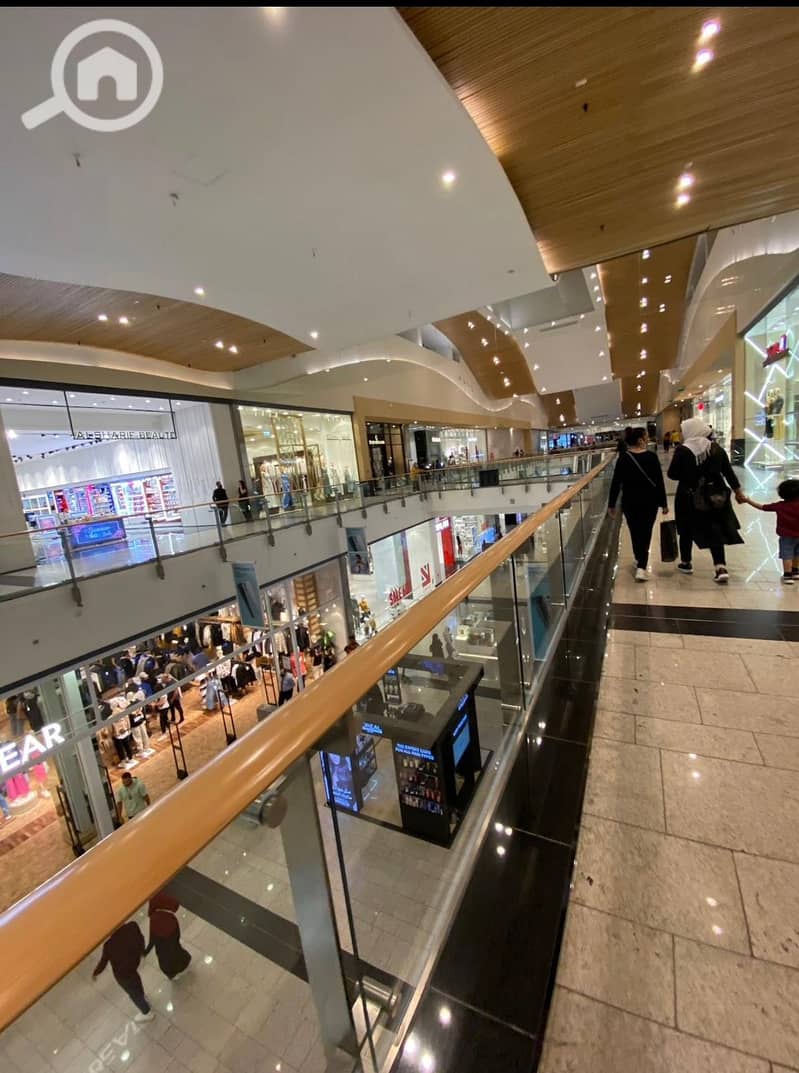 Shop for sale in New Damietta, Center for Services, Block 3, directly in front of the stadium on the main stadium street, with an area of 32m and a down payment of only 5%, with installments that extend to 6 and a half years. - Ansicht 2