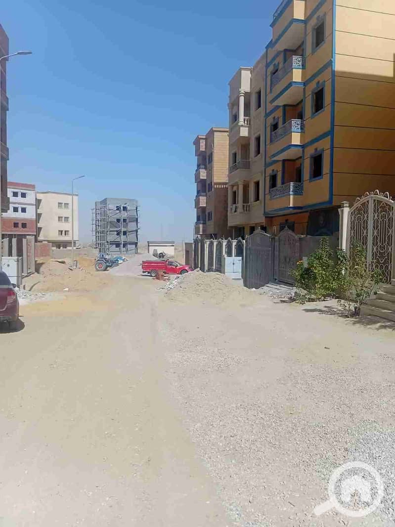 2 ارض حدائق اكتوبر. jpg