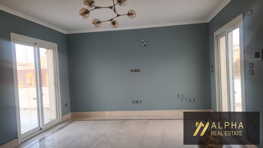 iVilla Roof for Rent in Mountain View Executive Residence Kattameya Compound | 200 sqm + 120 sqm Roof | 3 Bedrooms | Prime Location infront of AUC - Ansicht 3