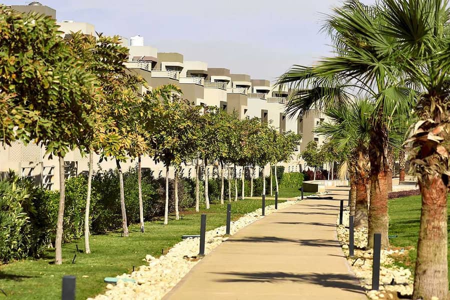 Luxury Twin House for Sale in Palm Hills Katameya 2 (PK2) | Elevator Space & 2 Master Suites - Ansicht 5