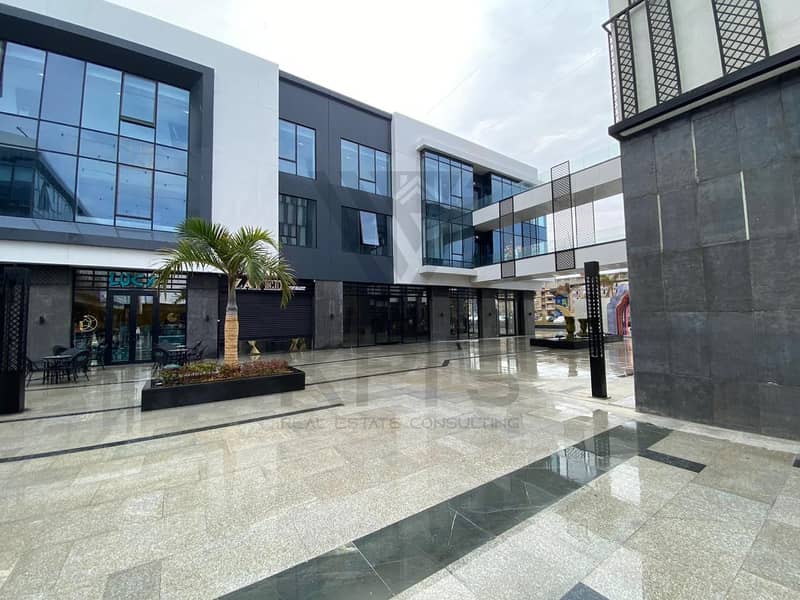 Fully Finished Office 73m For Best Rent Price with Prime View in Agora Mall - 5th Settlement - Więcej