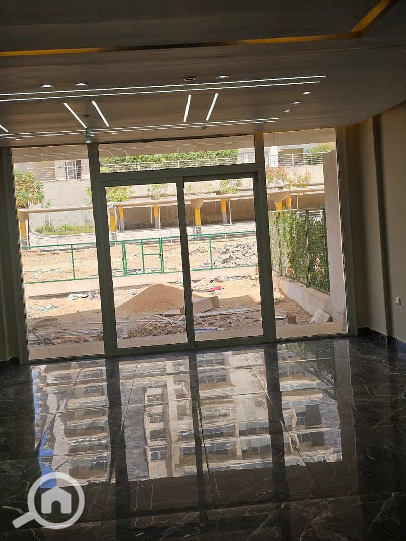 iIvilla for rent, ground floor with garden, 265+60 sq m, 4 bedrooms, nanny, kitchen, and air conditioning Prime location in Mountain View Icity Club - Ansicht 5