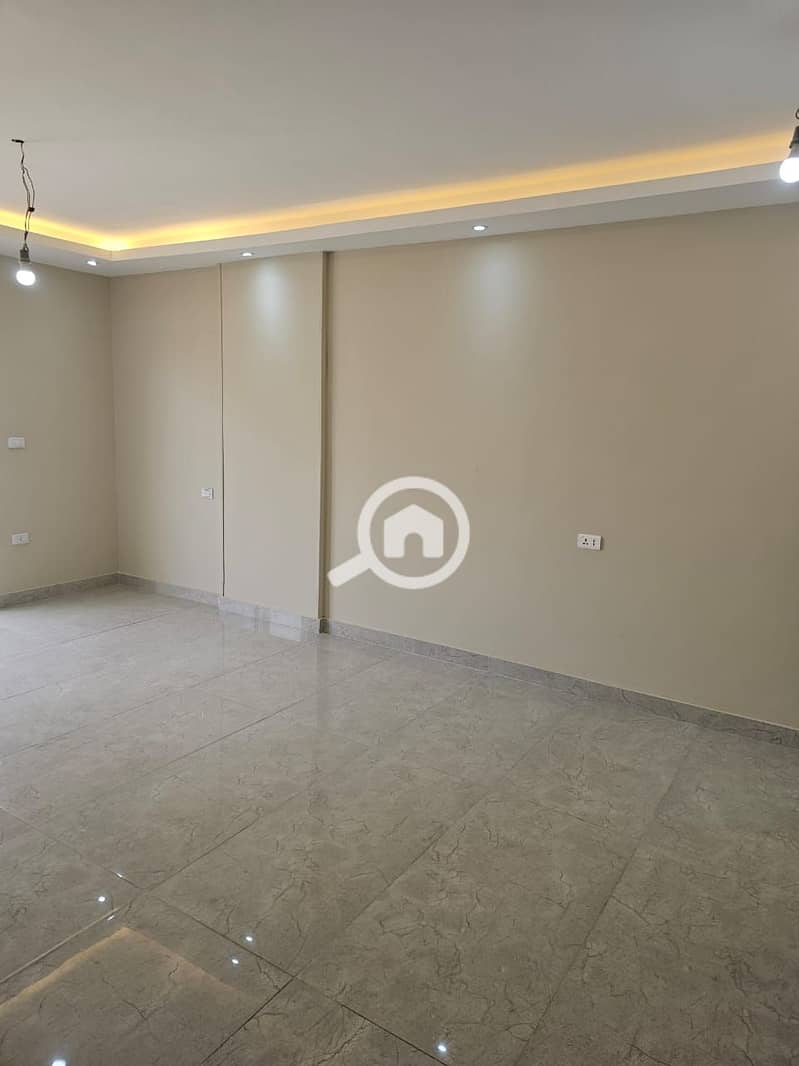 iIvilla for rent, ground floor with garden, 265+60 sq m, 4 bedrooms, nanny, kitchen, and air conditioning Prime location in Mountain View Icity Club - Ansicht 6