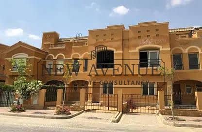Resale Townhouse Corner Villa with large Land Area Good Location Semi Finished Ready to Move at Dyar Park - Ansicht 4
