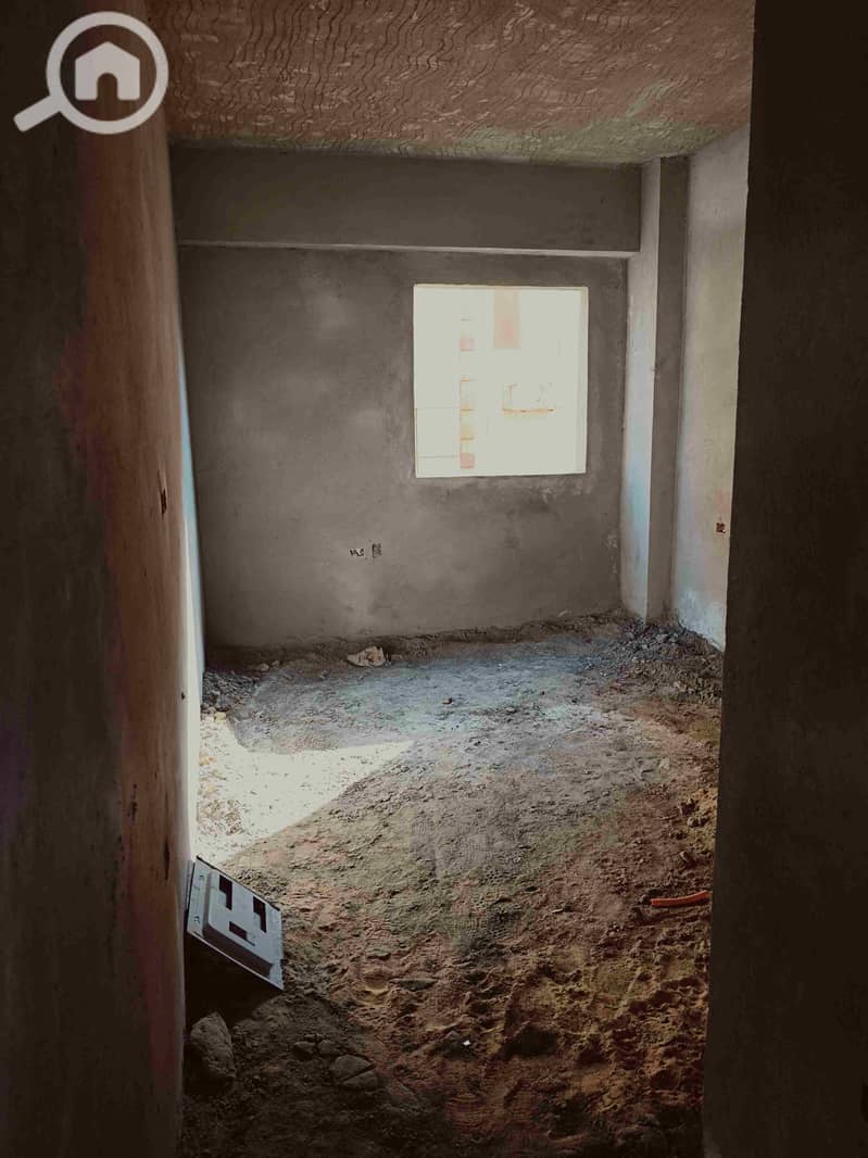 Opportunity for a full basement without division, double face, with an area of 220m and a garden at an amazing price - Ansicht 6
