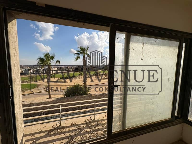 For sale standalone Villa First row golf 1/3 finished in Golf views by palm hills New Cairo - Ansicht 3