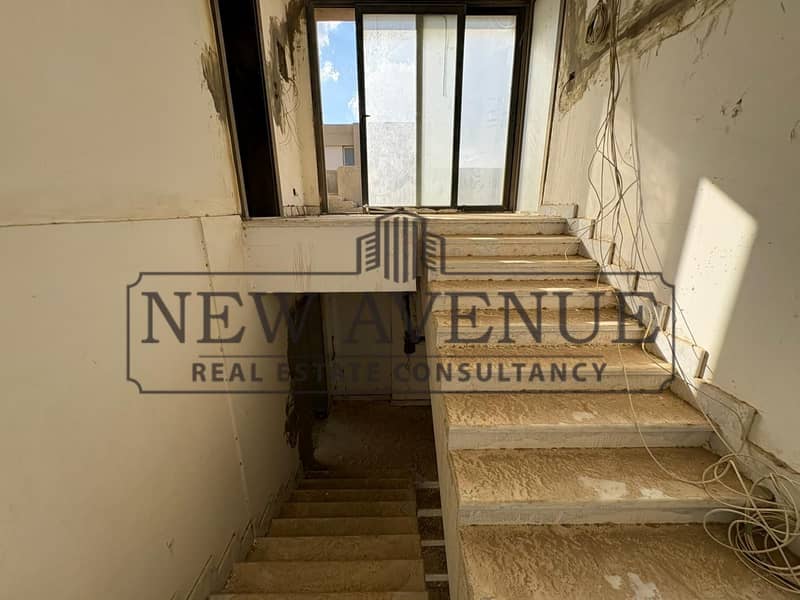 For sale standalone Villa First row golf 1/3 finished in Golf views by palm hills New Cairo - Mehr