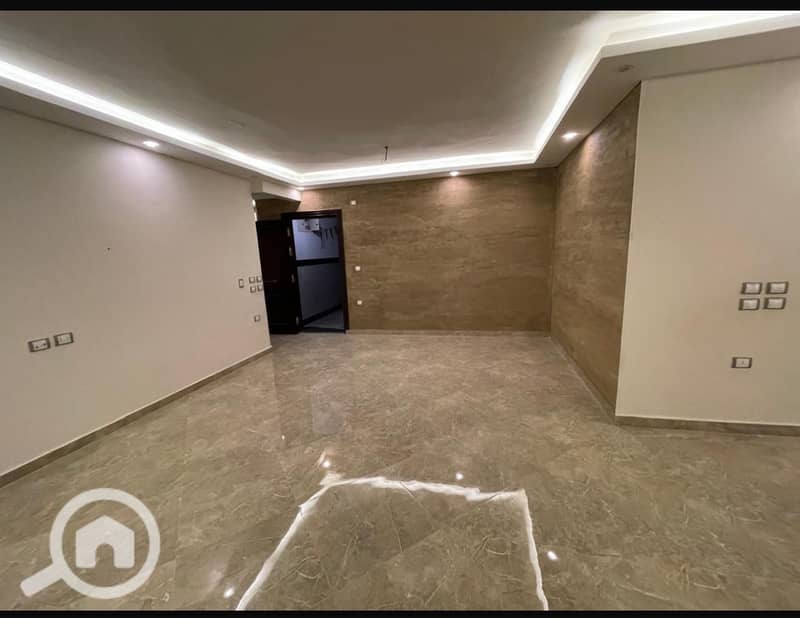 A great deal on a 175m² apartment for sale, ultra-super-lux finished, in District 16, Sheikh Zayed. - Ansicht 3