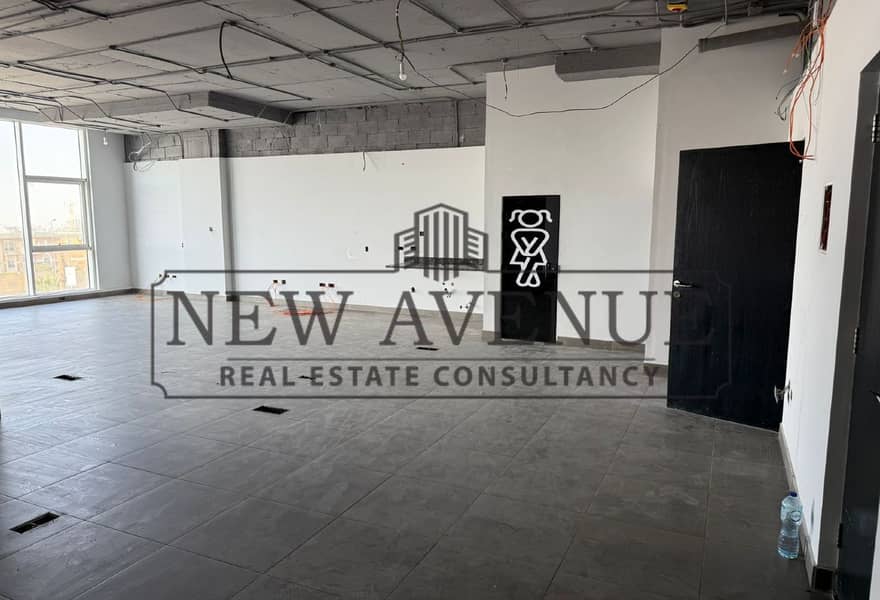 Fully Finished Office On Mohamed Naguib Axis Sway Mall For Rent - Mehr