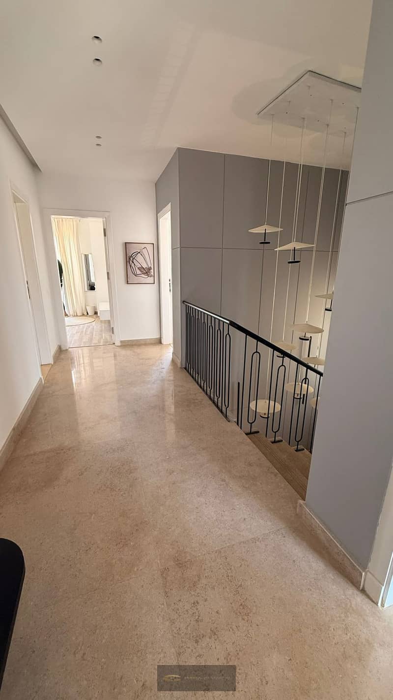 A resale opportunity to own a townhouse in Village West, Sheikh Zayed, perfectly located inside the compound with a stunning open landscape view – pohled 6
