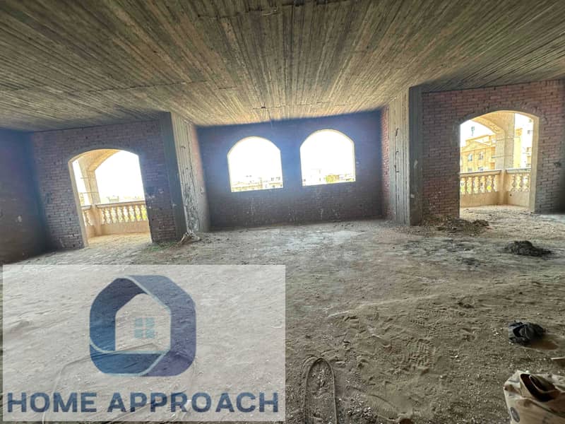 Villa 1,500 sqm for sale in the Second District, Fifth Settlement, next to Fatma El-Sharbatly Mosque and close to South 90 Street and Lake View Round - Widok 3