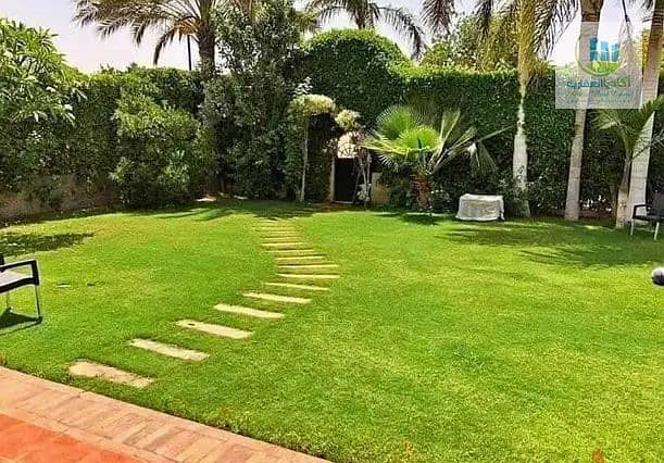 On Landscape - Fully Finished Villa Townhouse Corner with AC'S 560m For Sale in Katameya Gardens, near Katameya Dunes, Mountain View Executive - Widok 4