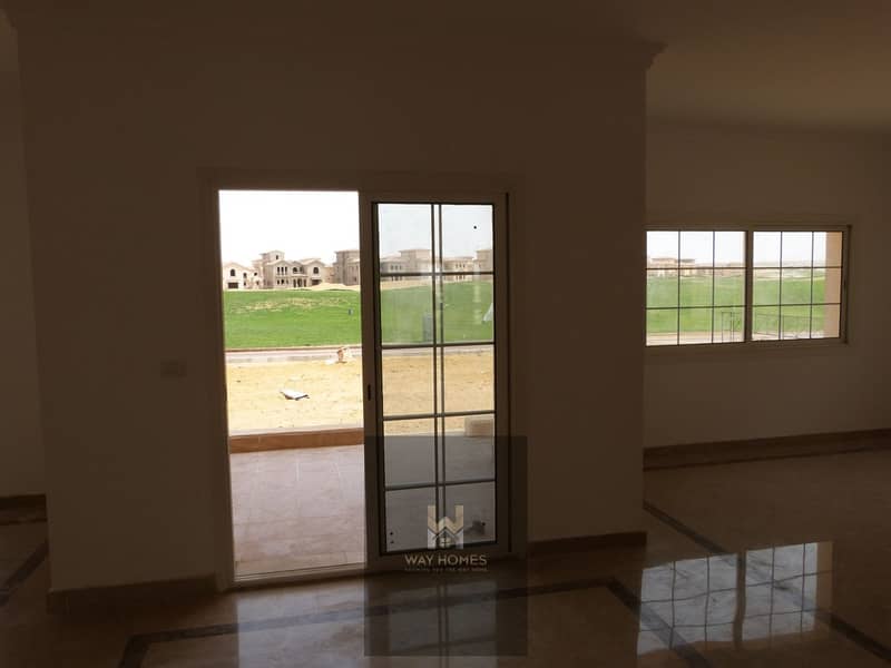 Villa for rent in Madinaty Model E, building area 400 square meters, land area 850 square meters, in a very prime location, and at a great price. - Ansicht 5