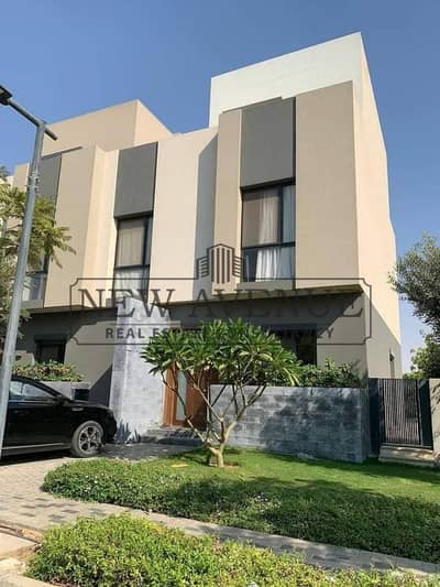 4 Bedroom Townhouse for Sale in Shorouk City, Cairo - 432759578_907193674535394_1925722513914020321_n (1). jpg