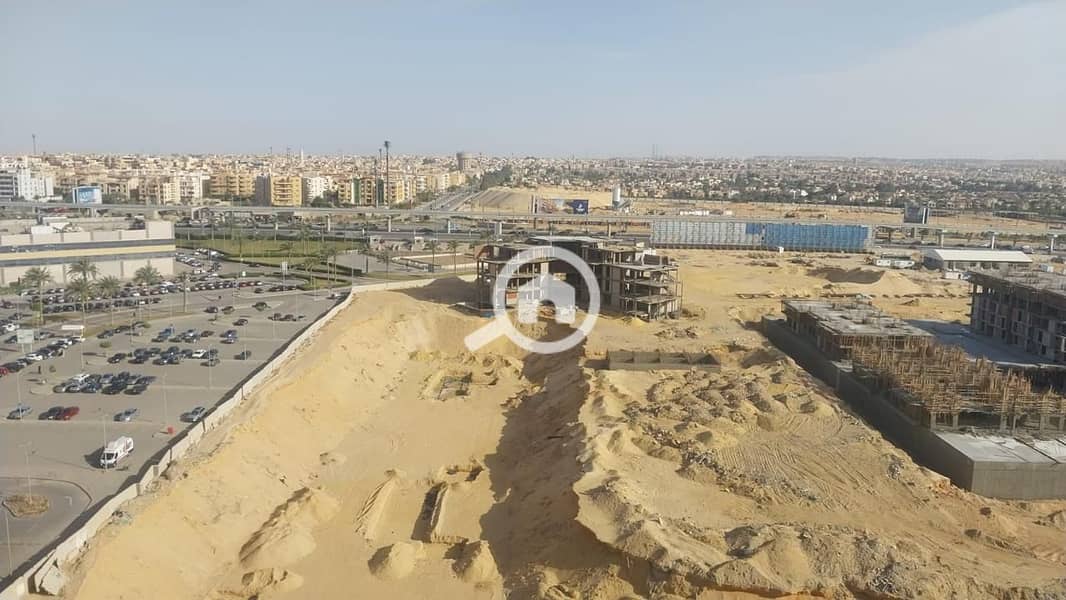 Office for sale in Cred, directly on 26th of July Axis, next to Mall of Arabia and Courtyard By Marakez, with a prime view. - Aanzicht 6