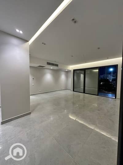 3 Bedroom Apartment for Sale in Sheikh Zayed, Giza - WhatsApp Image 2026-05-06 at 12.49. 19 PM (5). jpeg 3 Bedroom Apartment for Sale in Sheikh Zayed, Giza - WhatsApp Image 2026-05-06 at 12.49. 19 PM (5). jpeg