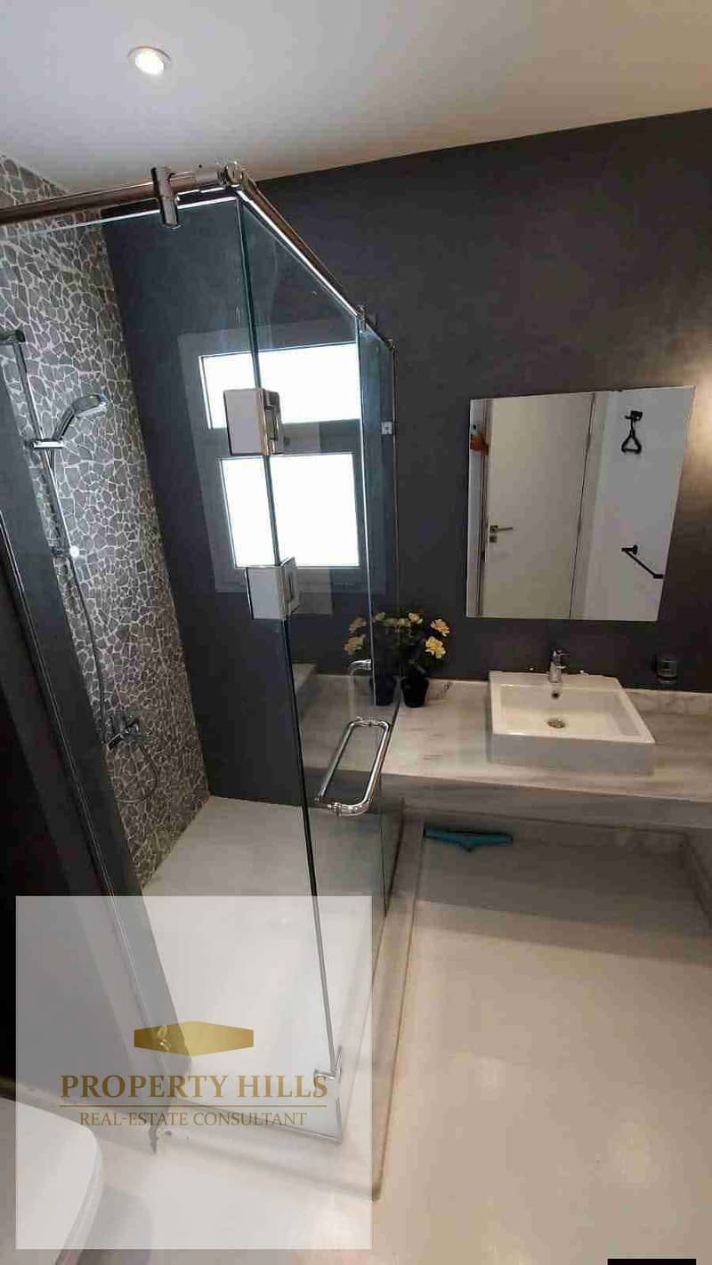 4 1002398359. jpg