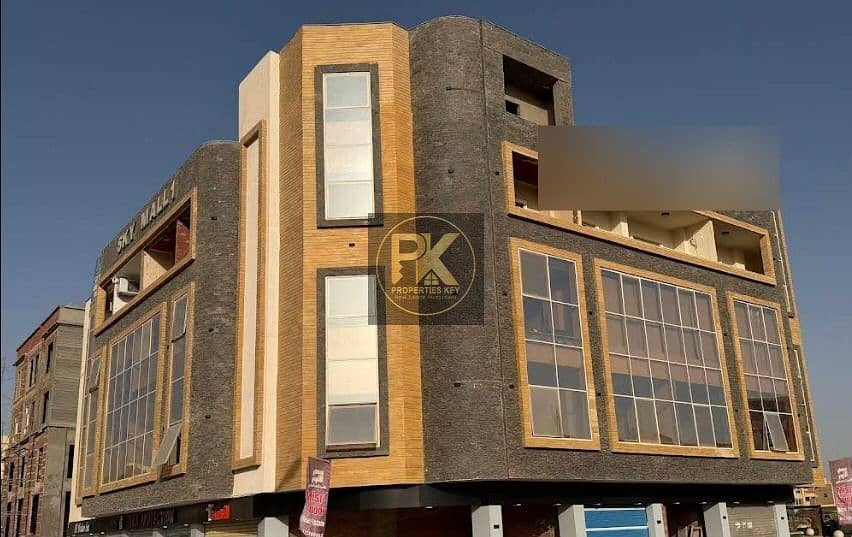 Directly on main Al Majd Street, 9th District - one of Obour’s most premium areas. Adjacent to Newcastle International School. 5 minutes from Cairo – pohled 2