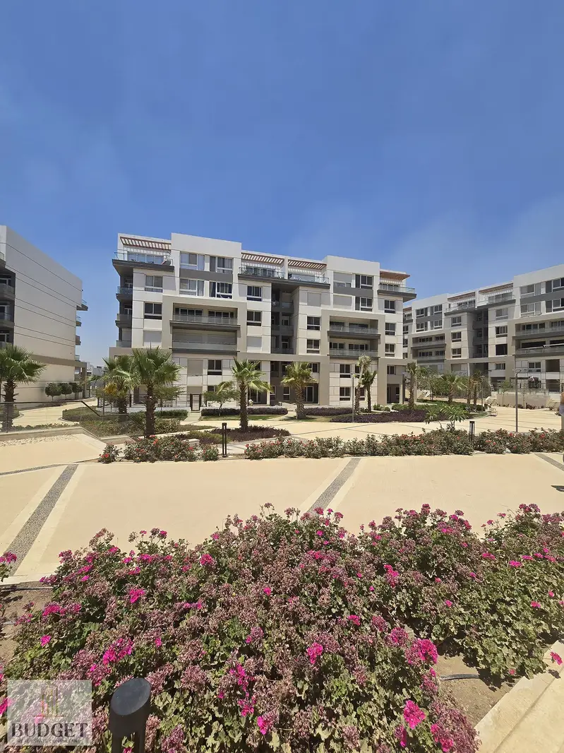 Prime location | 2-bedroom apartment, 116 sq m, for sale in Hyde Park New Cairo Park Way Residence, near 90th Street and the Americ - Daha fazla