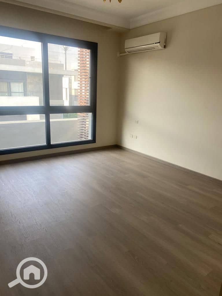 Code BHr1950 Penthouse For Rent In patio 7 - Ansicht 3