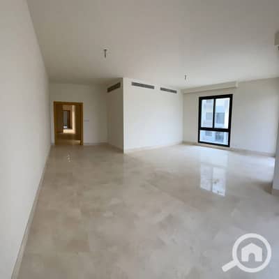4 Bedroom Flat for Sale in Sheikh Zayed, Giza - WhatsApp Image 2025-11-24 at 2.06. 39 AM. jpeg