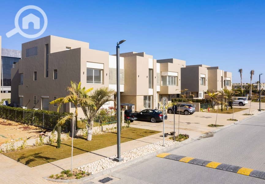 Townhouse villa for sale in Palm Hills Compound, Alexandria - Widok 2