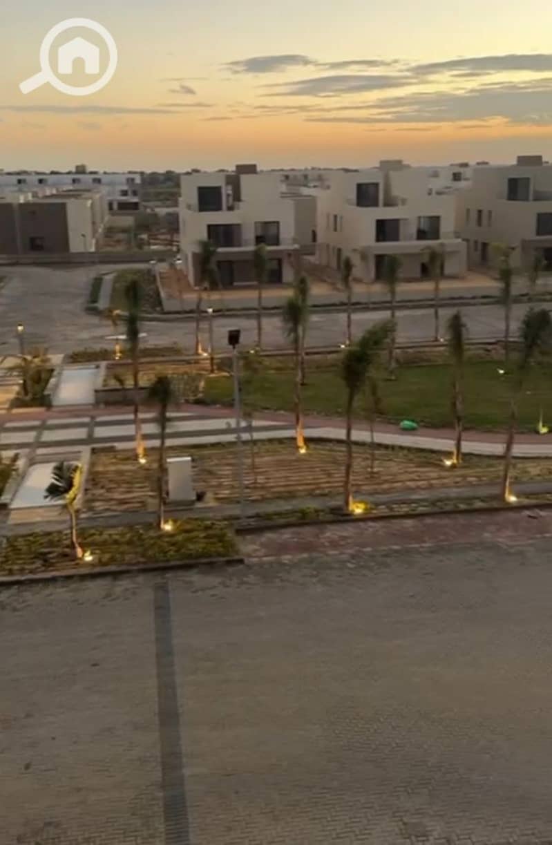 Townhouse villa for sale in Palm Hills Compound, Alexandria - Więcej