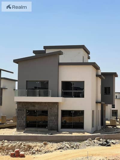 4 Bedroom Villa for Sale in Katameya, Cairo - 506526267_3954292194901385_4195913530451426082_n. jpg