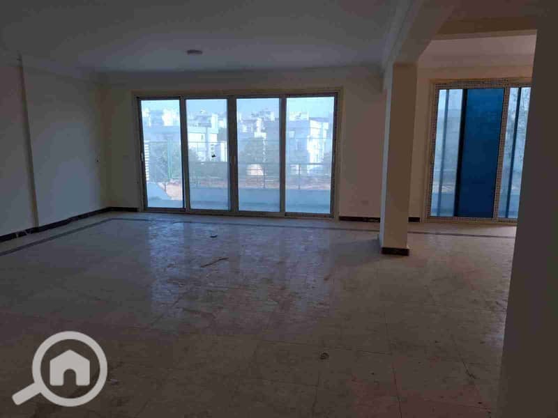 Villa for rent in Al Qarnafel Heights Compound, New Cairo, Fifth Settlement, very prime location - Mehr