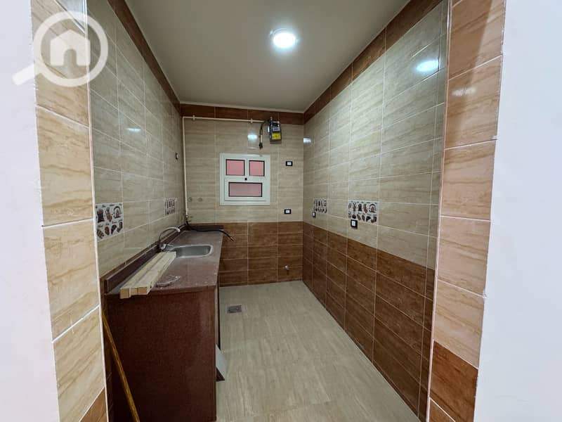 A unique opportunity, a villa for sale in the seventh district, 6th of October, ultra-super luxury finishing, an incredible location at a bargain price. – další