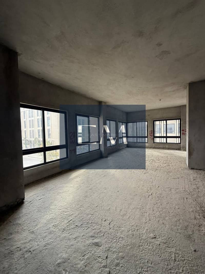 Office for Sale – District 5, New Cairo - Mehr