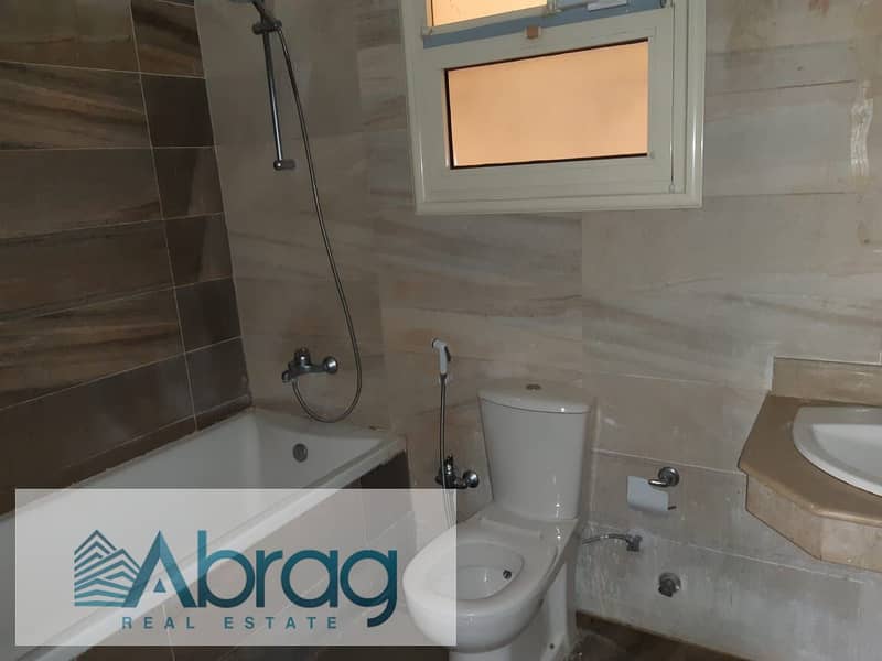 For Sale: 470 sq m Ground Floor Duplex with Garden in Beverly Hills Sodic, Sheikh Zayed - Mehr