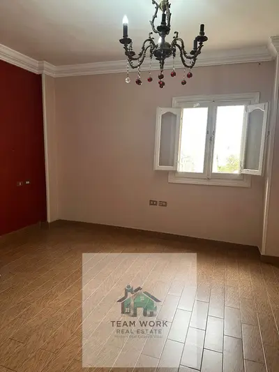 Apartment for sale "directly from the owner" - in the heart of Sheikh Zayed