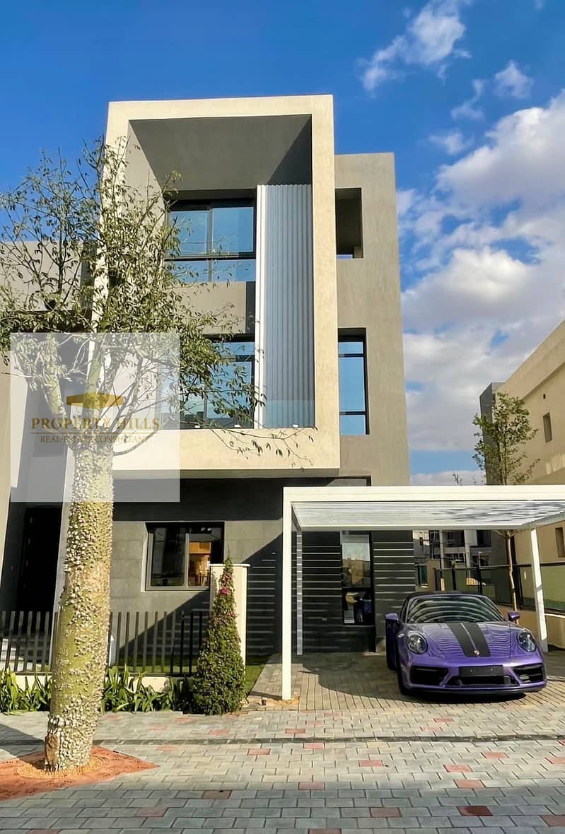 The last villa in the Saada compound at this price with super lux finishing, directly on the Suez road, just minutes inside the Fifth Settlement in a distinguished location within the compound. - Widok 2