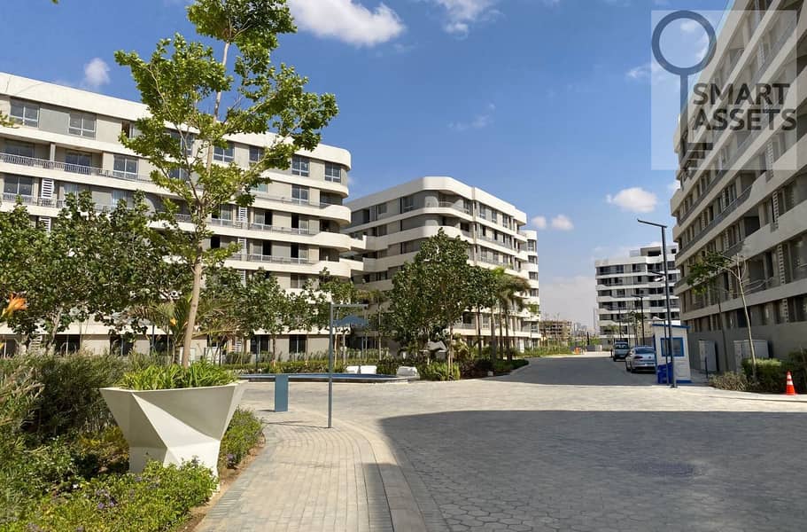 235m Roof Duplex for Sale in Bloomfields – Landscape View – pohled 2