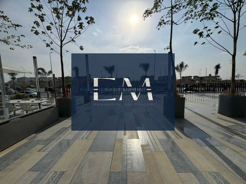 Prime Location Shop for / Sale in Sway Mall - Więcej