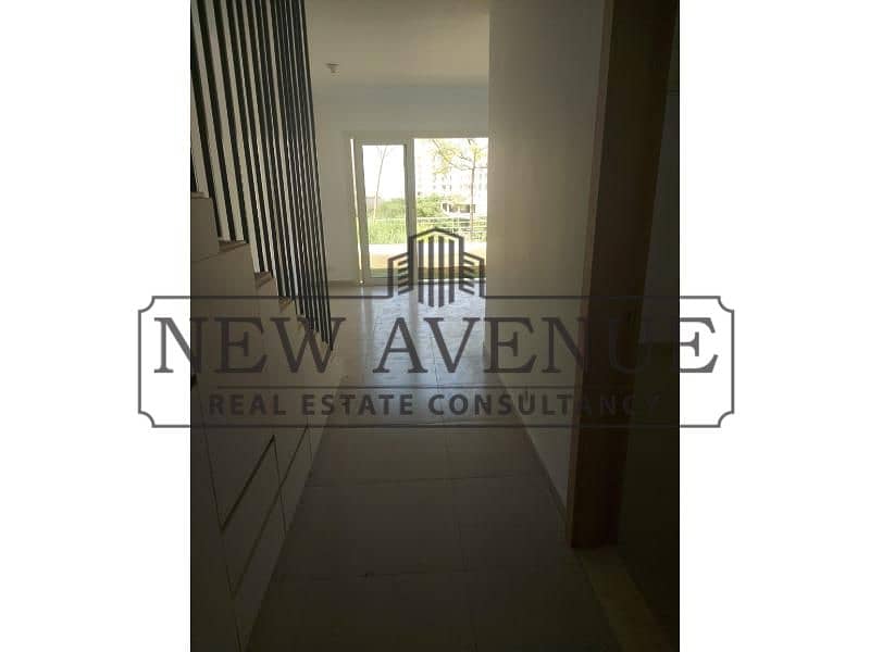 Delivered Fully finished Club Chalet includes AC's and kitchen cabinets with wide landscape view in a very prime location for sale in Mountain View I - Widok 4