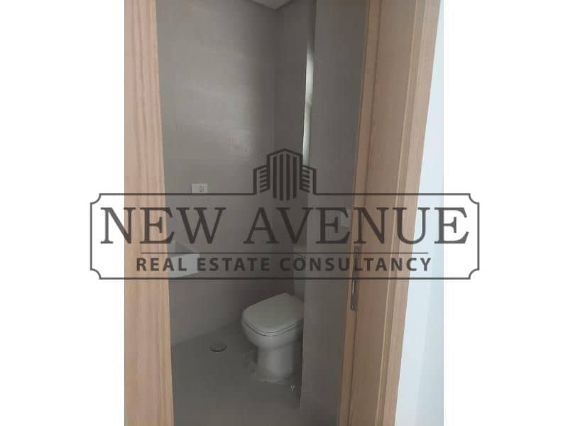 Delivered Fully finished Club Chalet includes AC's and kitchen cabinets with wide landscape view in a very prime location for sale in Mountain View I - Widok 6