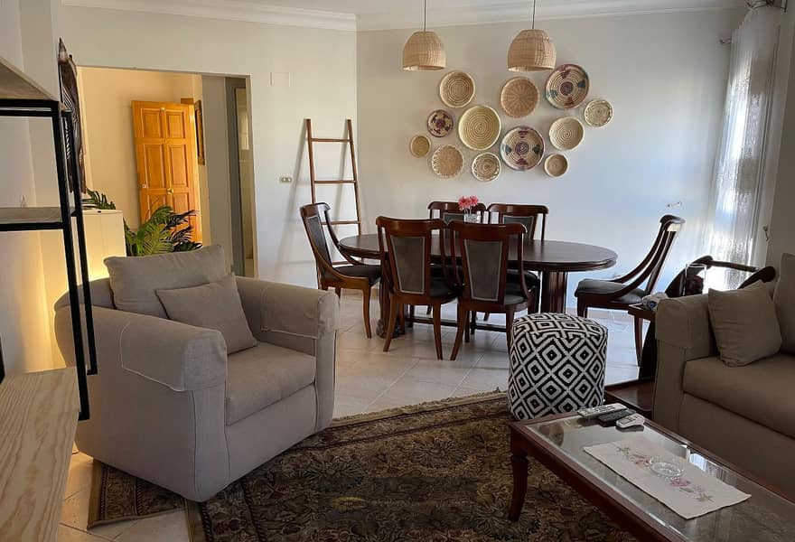 Apartment for sale in one of the best locations in Sheikh Zayed _ Housing Area | 167 meters with modern finishing and an open view - Widok 2
