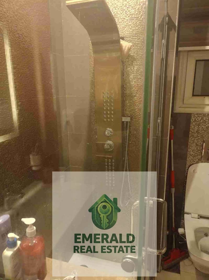 For sale, a 220 sqm ultra-lux apartment in Bavaria Town Compound next to Modern Academy on the Maadi Ring Road, all payments and maintenance completed. - Więcej