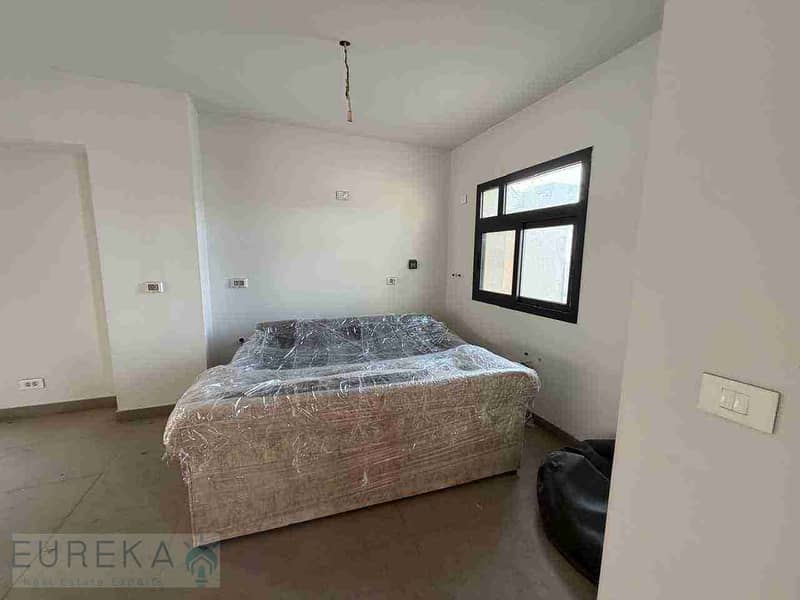 Ground duplex with garden corner for sale in Al Burouj area, ready for immediate occupancy, fully finished, at a very special price – pohled 5