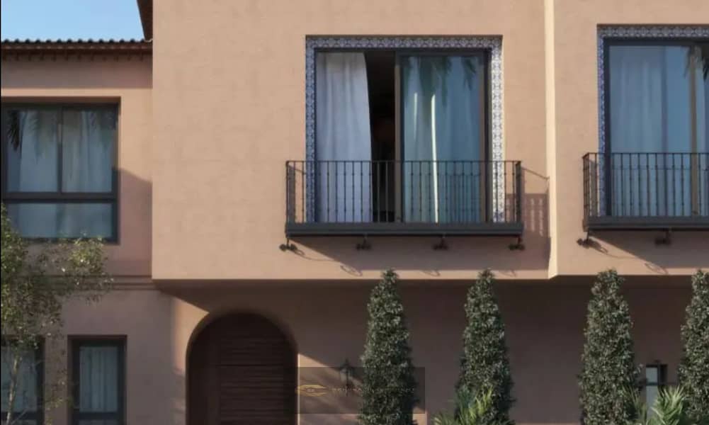 Townhouse resale for sale in Village West, Sheikh Zayed, with a landscape view. - Mehr