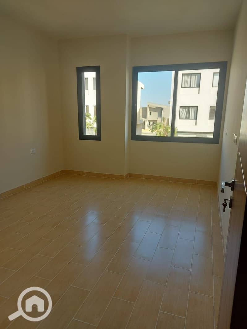 Chalet for sale, immediate delivery in Azha Ain Sokhna (Resale) - Widok 6
