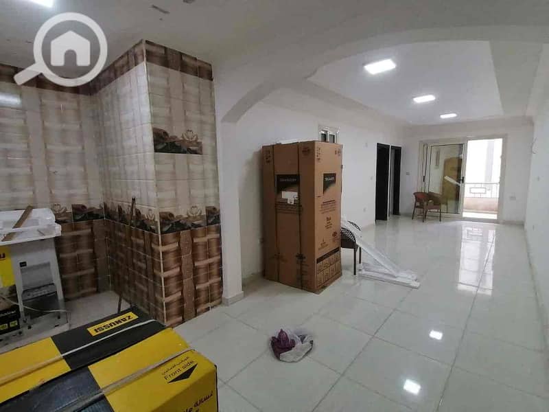 For sale, a 125 sqm super lux apartment in the Honey Moon area, Al-Baytach - Alexandria Al-Agamy - Widok 3