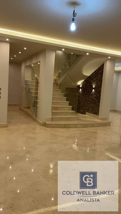 فیلا 5 غرف نوم للايجار في القاهرة الجديدة، القاهرة - WhatsApp Image 2026-05-05 at 1.52. 15 PM (1). jpeg