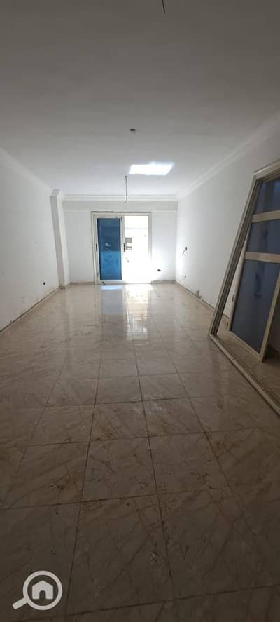 شقة 3 غرف نوم للبيع في رشدي، الإسكندرية - IMG-20260510-WA0022. jpg